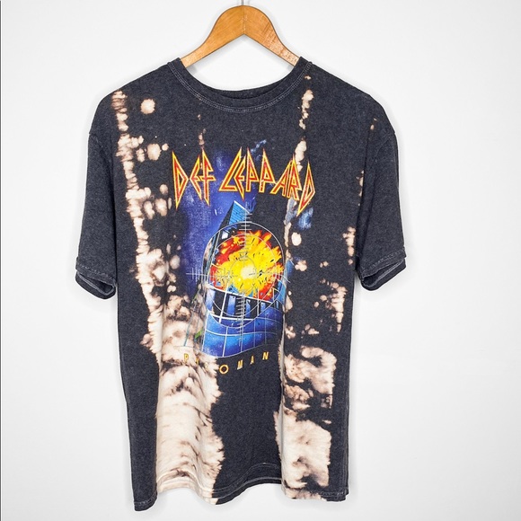 Tops - Bleached Out Def Leppard ‘Pyromania’ Tee